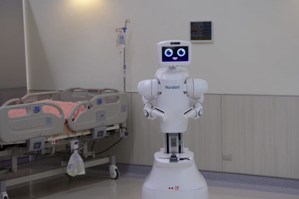 Robot assistente Neura Robotics in ambiente sanitario per supporto a pazienti e personale medico